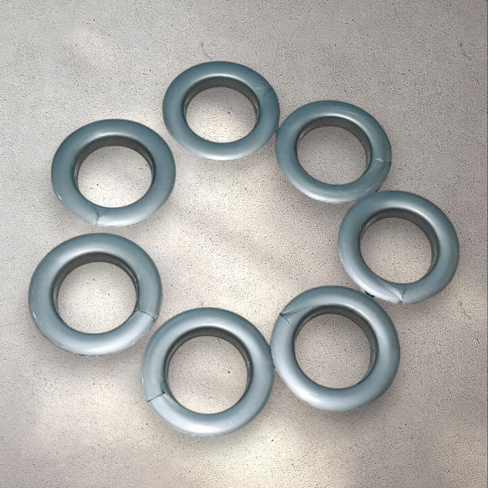 Beautiful Heavy-duty PVC Curtain Rings with Lock, Long Lasting Grey Eyelet Ring and Lock Compatible With 1 Inch Rod 